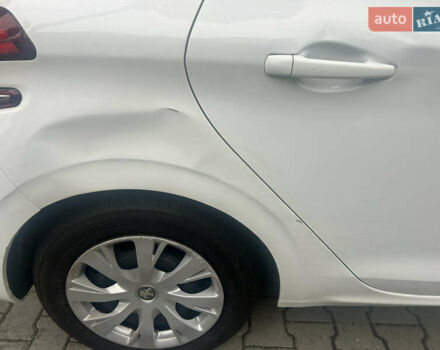 Пежо 208, объемом двигателя 1.2 л и пробегом 118 тыс. км за 8100 $, фото 33 на Automoto.ua