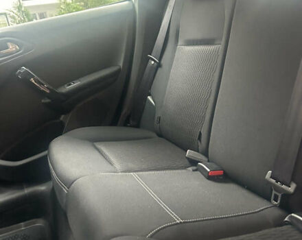 Пежо 208, объемом двигателя 1.2 л и пробегом 118 тыс. км за 8100 $, фото 22 на Automoto.ua