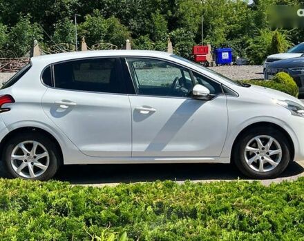 Пежо 208, об'ємом двигуна 1.2 л та пробігом 71 тис. км за 9990 $, фото 7 на Automoto.ua