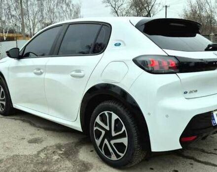 Пежо 208, объемом двигателя 0 л и пробегом 11 тыс. км за 17500 $, фото 25 на Automoto.ua