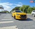Желтый Пежо 208, объемом двигателя 1.2 л и пробегом 55 тыс. км за 16700 $, фото 1 на Automoto.ua