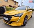 Желтый Пежо 208, объемом двигателя 1.2 л и пробегом 27 тыс. км за 15050 $, фото 1 на Automoto.ua