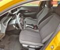 Желтый Пежо 208, объемом двигателя 1.2 л и пробегом 27 тыс. км за 15050 $, фото 16 на Automoto.ua