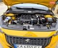 Желтый Пежо 208, объемом двигателя 1.2 л и пробегом 27 тыс. км за 15050 $, фото 33 на Automoto.ua