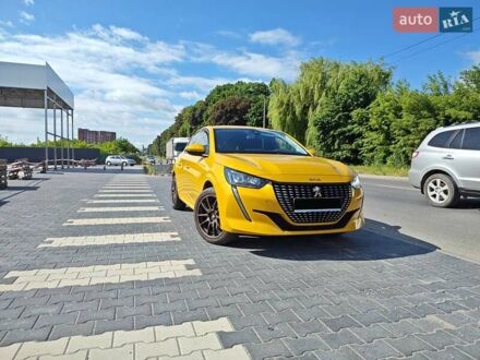 Пежо 208 2021 в Каменце-Подольском на Automoto.ua Желтый Пежо 208, объемом двигателя 1.2 л и пробегом 55 тыс. км за 16700 $, фото 1 на Automoto.ua