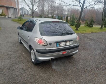 Сірий Пежо 208, об'ємом двигуна 1.4 л та пробігом 230 тис. км за 2349 $, фото 4 на Automoto.ua