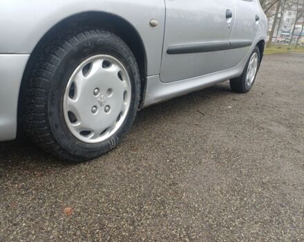 Сірий Пежо 208, об'ємом двигуна 1.4 л та пробігом 230 тис. км за 2349 $, фото 7 на Automoto.ua