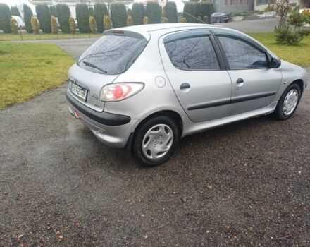 Сірий Пежо 208, об'ємом двигуна 1.4 л та пробігом 230 тис. км за 2349 $, фото 5 на Automoto.ua