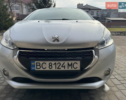 Серый Пежо 208, объемом двигателя 1.4 л и пробегом 197 тыс. км за 6000 $, фото 2 на Automoto.ua