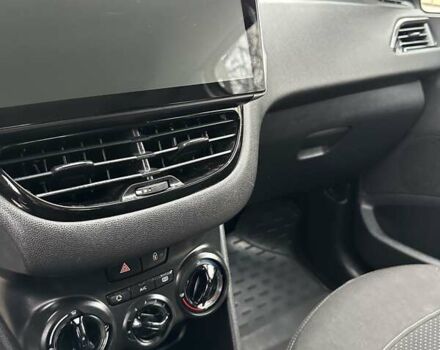 Серый Пежо 208, объемом двигателя 1.4 л и пробегом 192 тыс. км за 7200 $, фото 17 на Automoto.ua