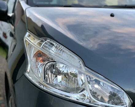 Сірий Пежо 208, об'ємом двигуна 1.4 л та пробігом 230 тис. км за 7300 $, фото 16 на Automoto.ua