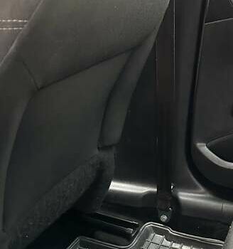 Серый Пежо 208, объемом двигателя 1.4 л и пробегом 192 тыс. км за 7200 $, фото 20 на Automoto.ua