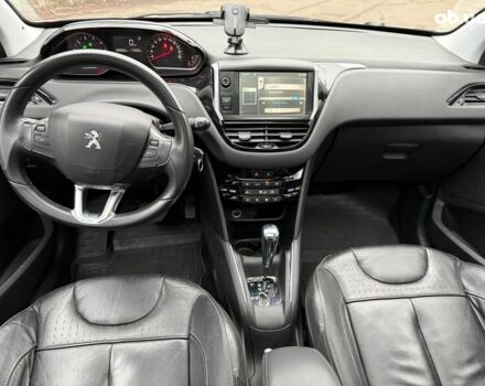 Серый Пежо 208, объемом двигателя 1.6 л и пробегом 136 тыс. км за 6390 $, фото 18 на Automoto.ua