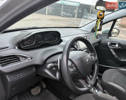 Сірий Пежо 208, об'ємом двигуна 1.4 л та пробігом 246 тис. км за 8000 $, фото 12 на Automoto.ua