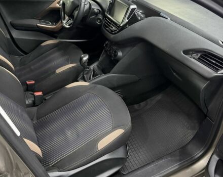 Серый Пежо 208, объемом двигателя 1.4 л и пробегом 258 тыс. км за 6700 $, фото 4 на Automoto.ua