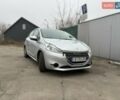 Сірий Пежо 208, об'ємом двигуна 1.4 л та пробігом 246 тис. км за 8000 $, фото 3 на Automoto.ua