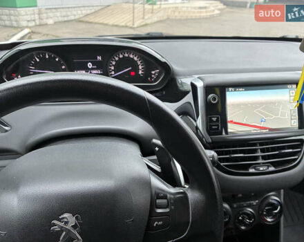 Сірий Пежо 208, об'ємом двигуна 1.4 л та пробігом 246 тис. км за 8000 $, фото 16 на Automoto.ua