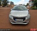 Сірий Пежо 208, об'ємом двигуна 1.2 л та пробігом 73 тис. км за 7500 $, фото 3 на Automoto.ua