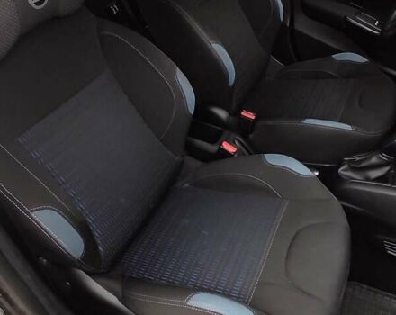 Пежо 208 2014 в Сокале на Automoto.ua Серый Пежо 208, объемом двигателя 1.4 л и пробегом 226 тыс. км за 5400 $, фото 2 на Automoto.ua