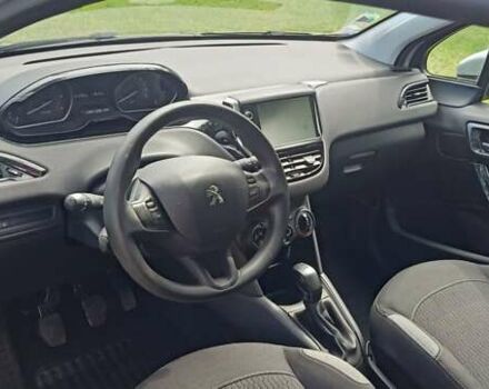 Сірий Пежо 208, об'ємом двигуна 1.6 л та пробігом 124 тис. км за 4700 $, фото 8 на Automoto.ua