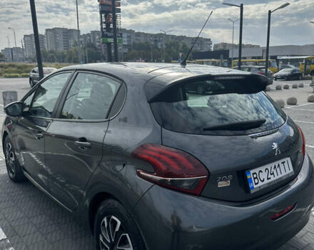 Серый Пежо 208, объемом двигателя 1.6 л и пробегом 190 тыс. км за 7100 $, фото 4 на Automoto.ua