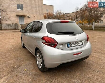 Серый Пежо 208, объемом двигателя 1.2 л и пробегом 172 тыс. км за 8700 $, фото 2 на Automoto.ua