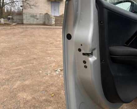 Серый Пежо 208, объемом двигателя 1.2 л и пробегом 172 тыс. км за 8700 $, фото 20 на Automoto.ua