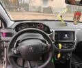 Серый Пежо 208, объемом двигателя 1.2 л и пробегом 172 тыс. км за 8700 $, фото 5 на Automoto.ua