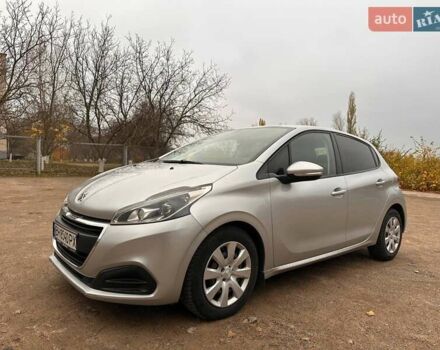 Серый Пежо 208, объемом двигателя 1.2 л и пробегом 172 тыс. км за 8700 $, фото 11 на Automoto.ua