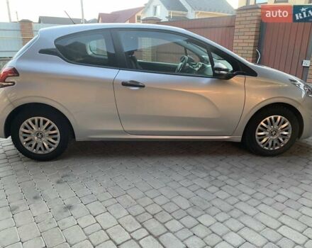 Серый Пежо 208, объемом двигателя 1.2 л и пробегом 121 тыс. км за 5999 $, фото 15 на Automoto.ua