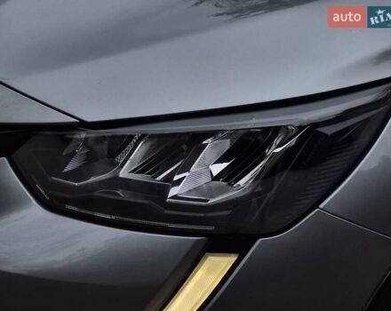 Сірий Пежо 208, об'ємом двигуна 0 л та пробігом 110 тис. км за 15107 $, фото 8 на Automoto.ua