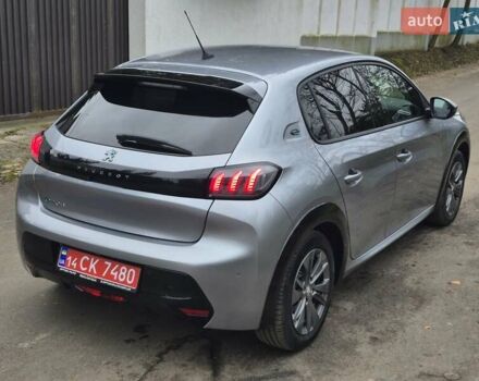 Сірий Пежо 208, об'ємом двигуна 0 л та пробігом 110 тис. км за 15107 $, фото 5 на Automoto.ua