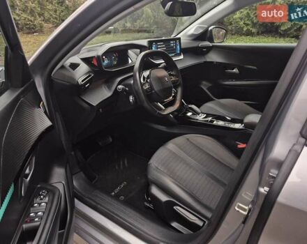 Сірий Пежо 208, об'ємом двигуна 0 л та пробігом 110 тис. км за 15107 $, фото 10 на Automoto.ua