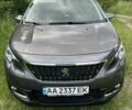 Серый Пежо 208, объемом двигателя 0 л и пробегом 75 тыс. км за 12000 $, фото 1 на Automoto.ua