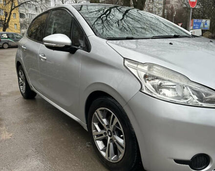 Серый Пежо 208, объемом двигателя 1.4 л и пробегом 172 тыс. км за 6950 $, фото 1 на Automoto.ua