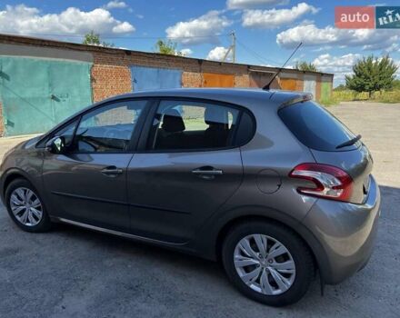 Сірий Пежо 208, об'ємом двигуна 1.2 л та пробігом 44 тис. км за 7200 $, фото 1 на Automoto.ua