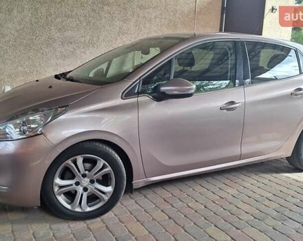 Сірий Пежо 208, об'ємом двигуна 1.6 л та пробігом 81 тис. км за 9900 $, фото 1 на Automoto.ua