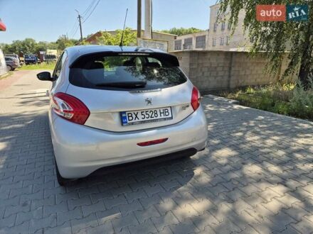 Пежо 208 2014 в Киеве на Automoto.ua Серый Пежо 208, объемом двигателя 1.2 л и пробегом 185 тыс. км за 6550 $, фото 1 на Automoto.ua