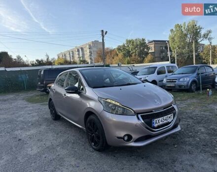 Серый Пежо 208, объемом двигателя 1.2 л и пробегом 118 тыс. км за 5900 $, фото 1 на Automoto.ua