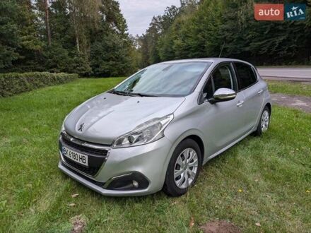 Сірий Пежо 208, об'ємом двигуна 1.6 л та пробігом 219 тис. км за 7800 $, фото 1 на Automoto.ua