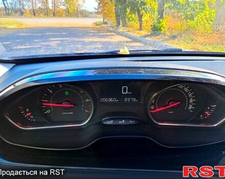 Синій Пежо 208, об'ємом двигуна 1.2 л та пробігом 206 тис. км за 6000 $, фото 8 на Automoto.ua
