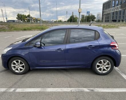 Синій Пежо 208, об'ємом двигуна 1.2 л та пробігом 159 тис. км за 6999 $, фото 4 на Automoto.ua