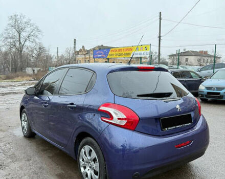 Синій Пежо 208, об'ємом двигуна 1.2 л та пробігом 157 тис. км за 5999 $, фото 3 на Automoto.ua