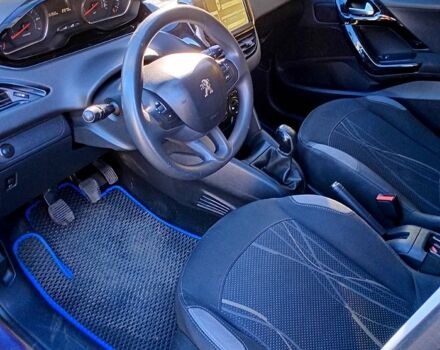 Синій Пежо 208, об'ємом двигуна 1.2 л та пробігом 206 тис. км за 6000 $, фото 5 на Automoto.ua