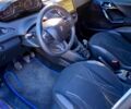 Синій Пежо 208, об'ємом двигуна 1.2 л та пробігом 206 тис. км за 6000 $, фото 5 на Automoto.ua