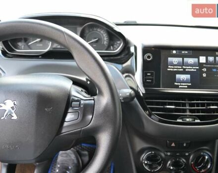 Синій Пежо 208, об'ємом двигуна 1.2 л та пробігом 150 тис. км за 7700 $, фото 28 на Automoto.ua