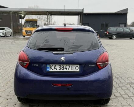 Синій Пежо 208, об'ємом двигуна 1.2 л та пробігом 120 тис. км за 8800 $, фото 4 на Automoto.ua