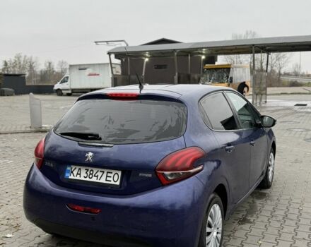 Синій Пежо 208, об'ємом двигуна 1.2 л та пробігом 120 тис. км за 8800 $, фото 3 на Automoto.ua