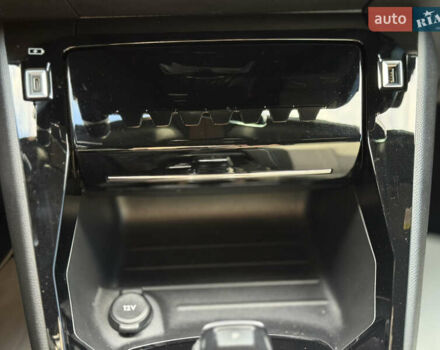 Синий Пежо 208, объемом двигателя 0 л и пробегом 135 тыс. км за 15700 $, фото 32 на Automoto.ua