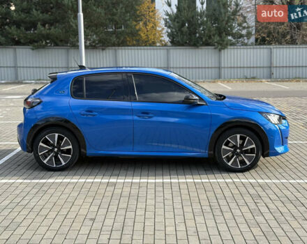 Синий Пежо 208, объемом двигателя 0 л и пробегом 135 тыс. км за 15700 $, фото 8 на Automoto.ua